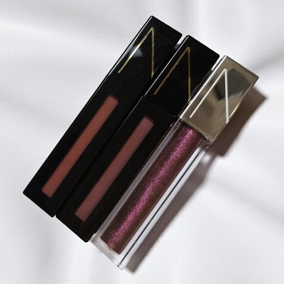 NARS Lip Bundle Lot - Abruzzo Lipgloss Lip Pigment Fly Robin Fly  American Woman - Picture 1 of 1